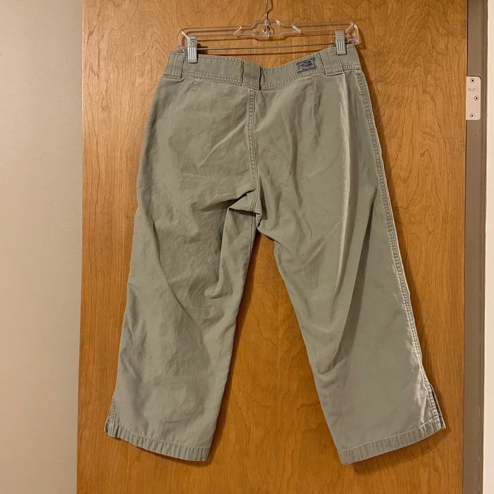 The North Face A5 Series khaki capri pants. - Picture 2 of 7